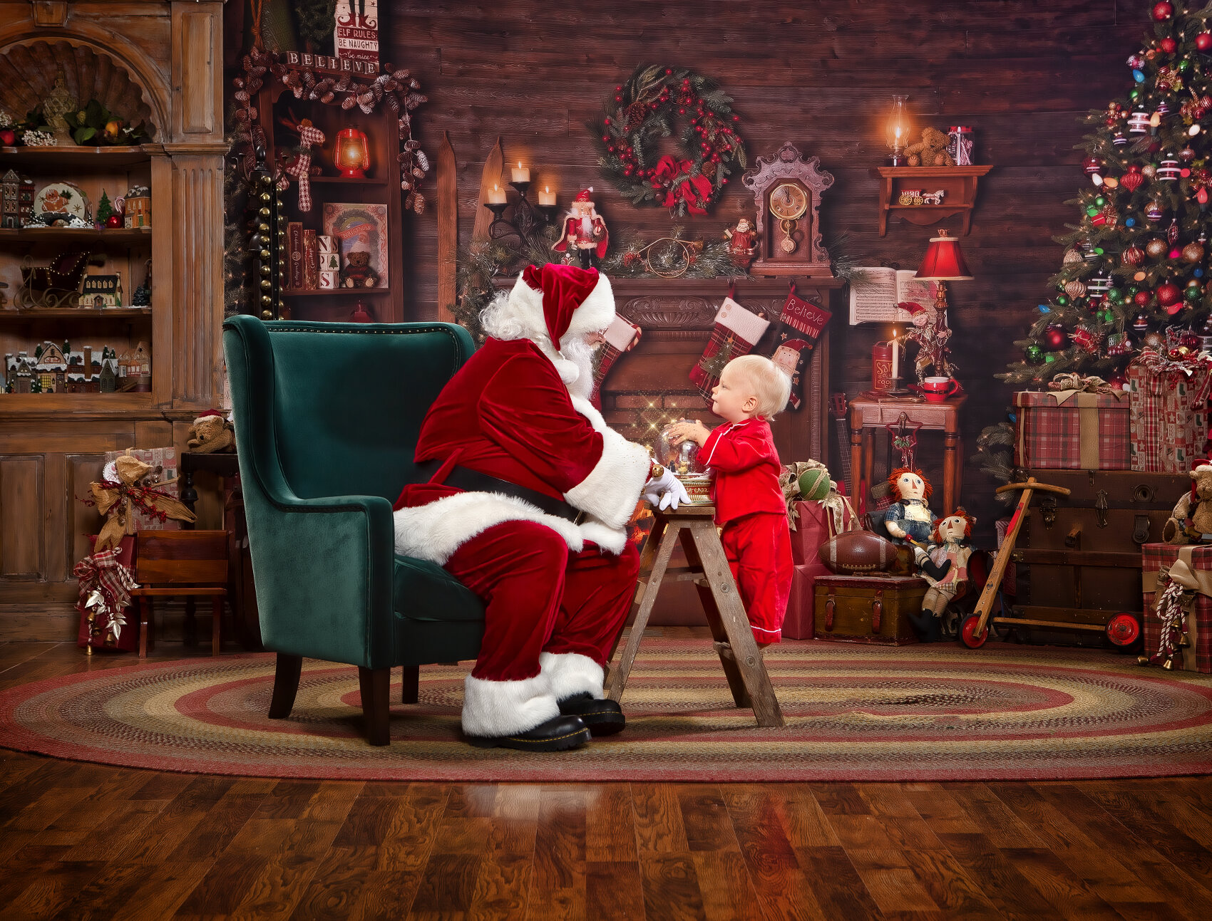 Gallery of Children’s Portraits with Santa Claus, Ohio Valley