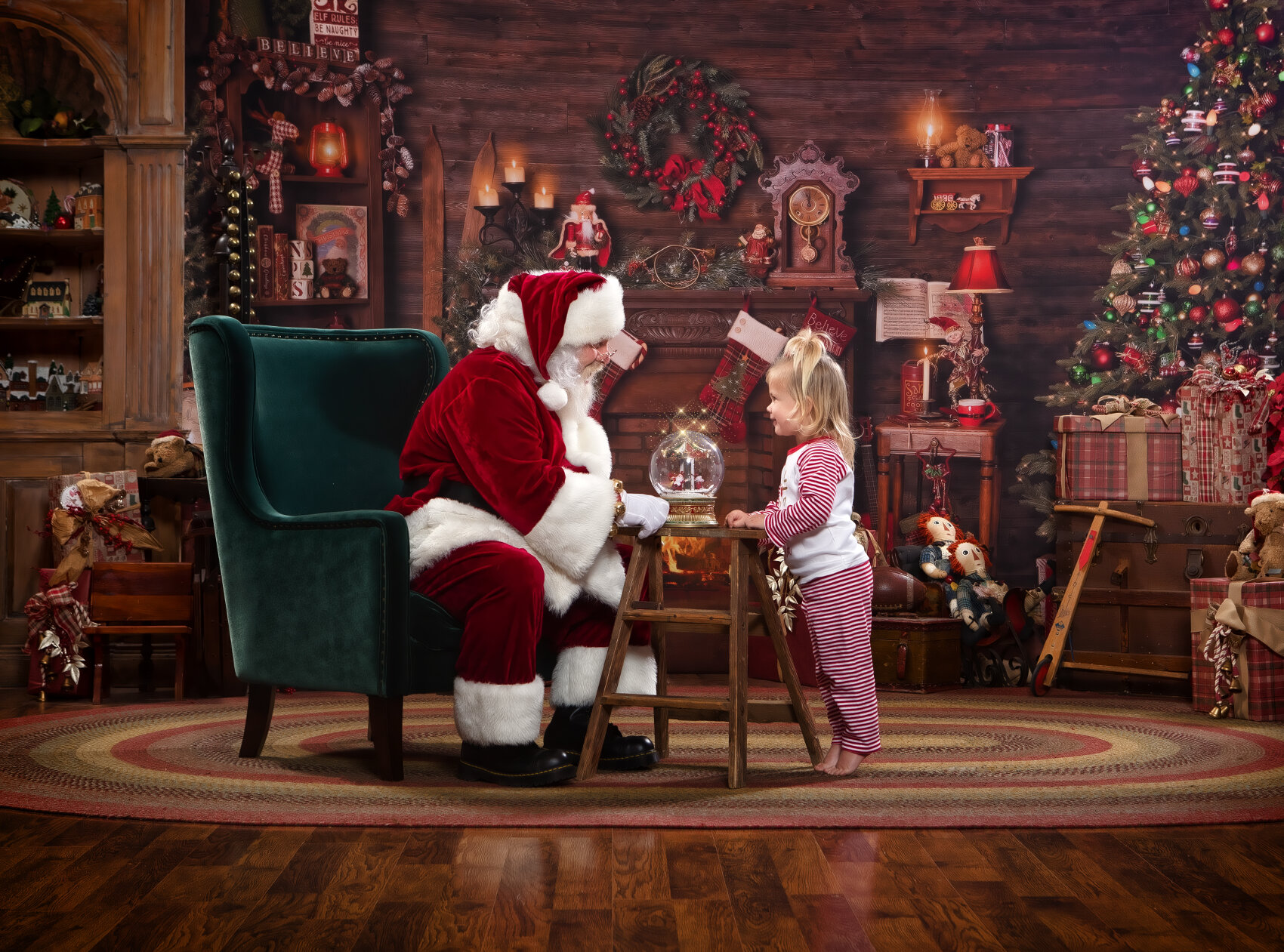 Gallery of Children’s Portraits with Santa Claus, Ohio Valley